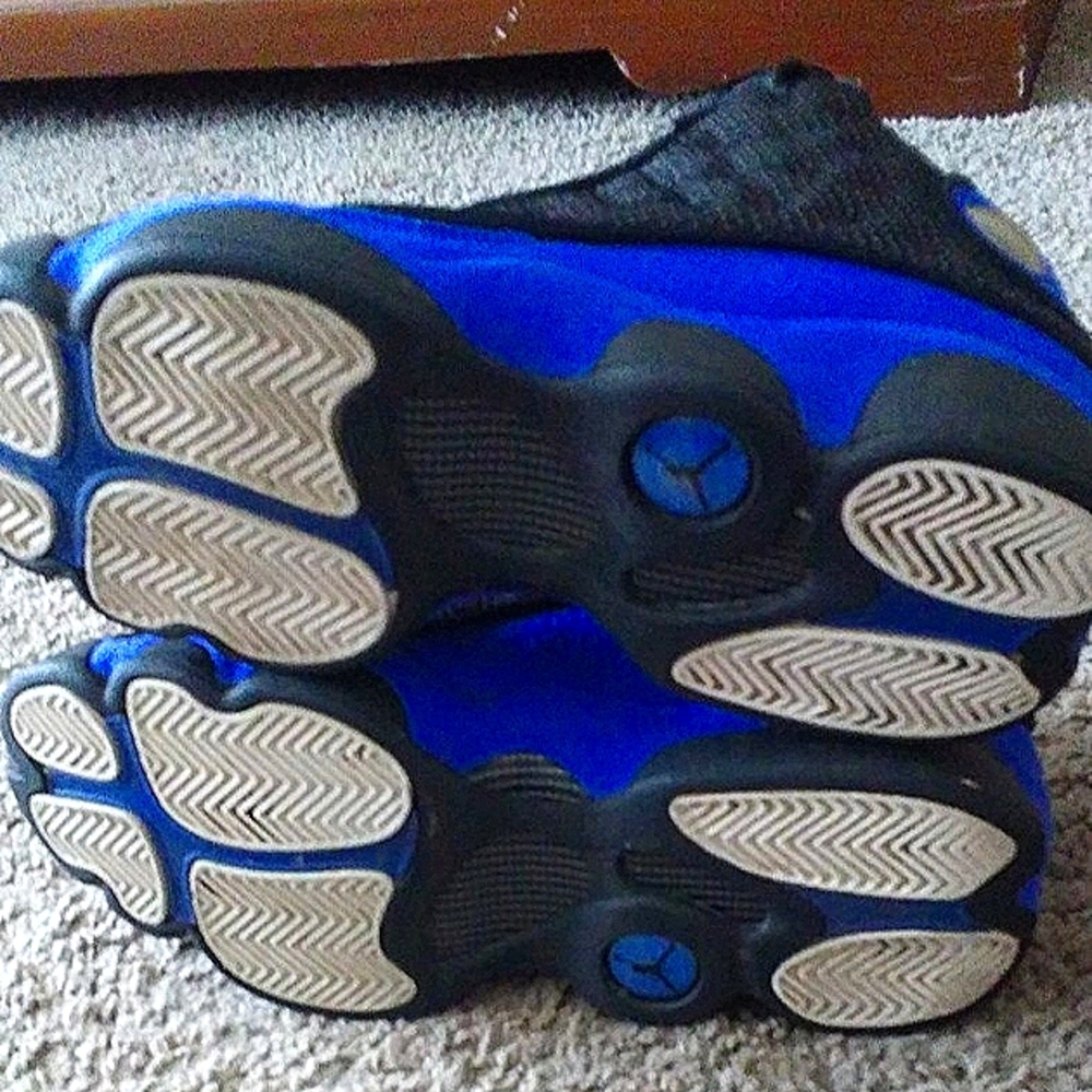 Air Jordan 13s Retro Hyper Royal! Unisex size 7Y